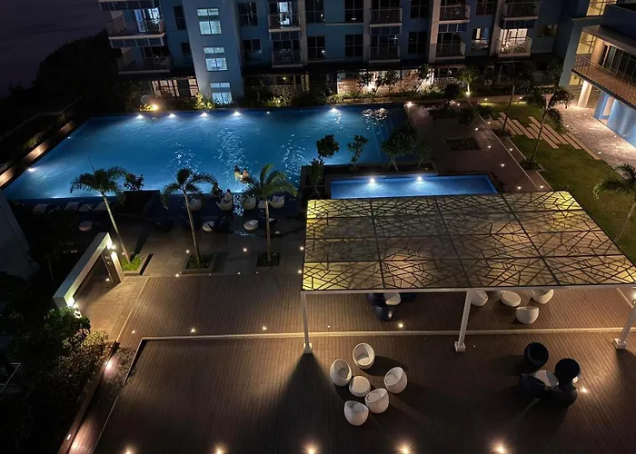 60 Sqm Oceanview 1 Bedroom 2 Pools & Gym Next To Okada, Airports, Moa Manila