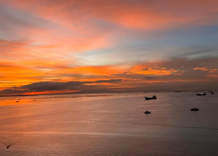 60 Sqm Oceanview 1 Bedroom 2 Pools & Gym Next To Okada, Airports, Moa *