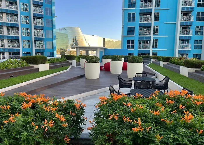 60 Sqm Oceanview 1 Bedroom 2 Pools & Gym Next To Okada, Airports, Moa Manila
